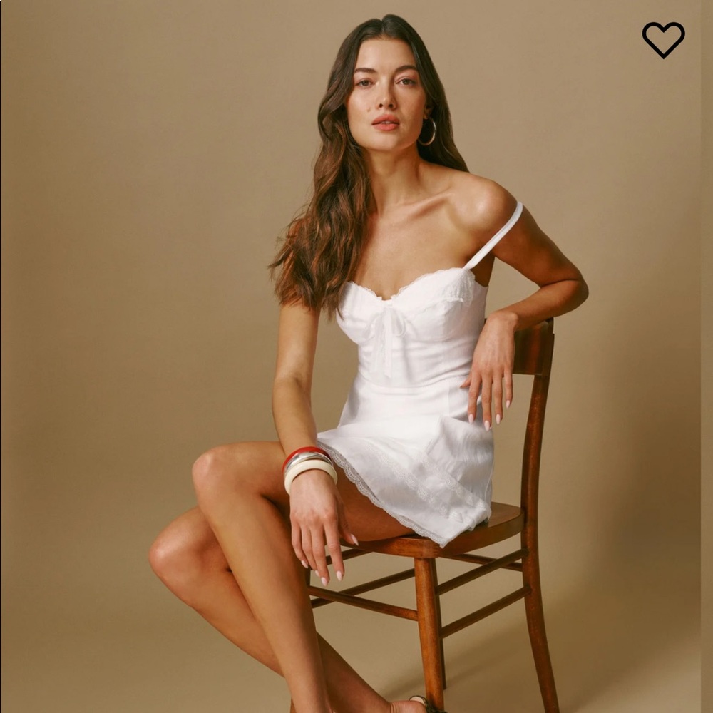 Reformation linen dress - Picture 2 of 5